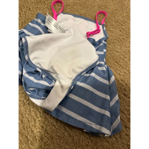 Disney Minnie Mouse 2 Piece Peplum Style Top & Bottom Swimsuit Size - Picture 3 of 10